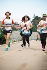 BIB: 8216, 8011, 8013
                            <button type="button" onclick="openModal(18895546)" class="btn btn-primary btn-sm float-right btn-popup" data-toggle="modal" data-target=".modal-high-quality">
                        <i class="fas fa-shopping-cart"></i> Add to Cart
                    </button>
                                            <button type="button" onclick="isThisMe(18895546, true)" class="btn btn-success btn-sm float-right btn-popup btn-isme hidden" data-toggle="tooltip" data-placement="bottom" title="นี่คือรูปของคุณใช่ไหม คลิกที่นี่เพื่อเอาเข้าอัลบั้ม">
                        <i class="fas fa-plus"></i> Add to album
                    </button>
                    <button type="button" onclick="isThisMe(18895546, false)" class="btn btn-warning btn-sm float-right btn-popup btn-isnotme hidden">
                        <i class="fas fa-ban"></i> Remove from album
                    </button>